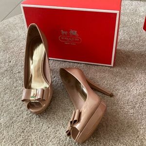 Coach Starla Patent Warm Blush Size 7.5
